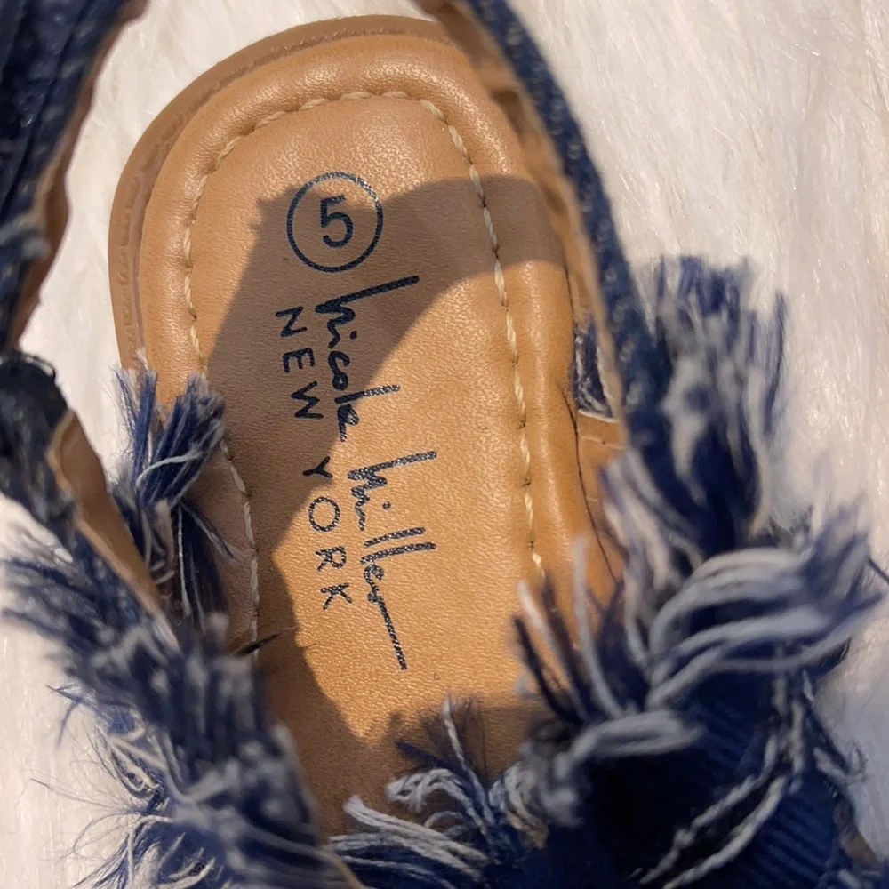 🌺Nicole Miller blue cloth toddler sandals size 5
